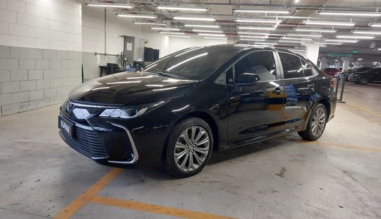 Toyota • Corolla
