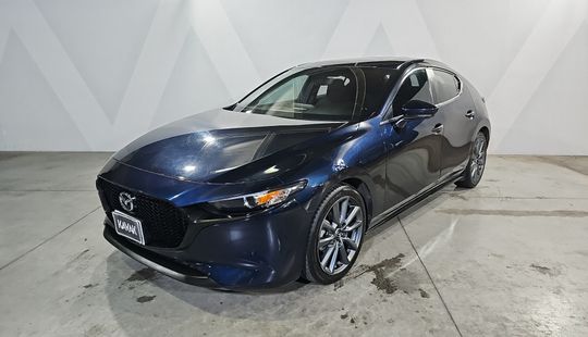 Mazda • Mazda 3