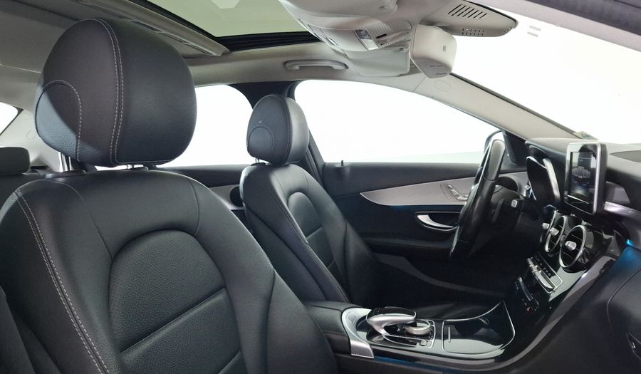 Mercedes Benz Clase C 2.0 200 CGI SPORT AT Sedan 2017