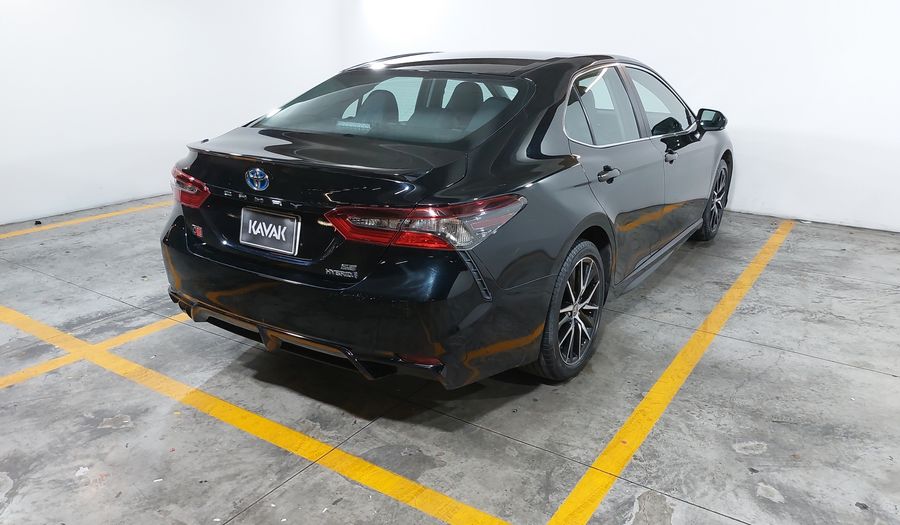 Toyota Camry 2.5 HEV SE AUTO Sedan 2024