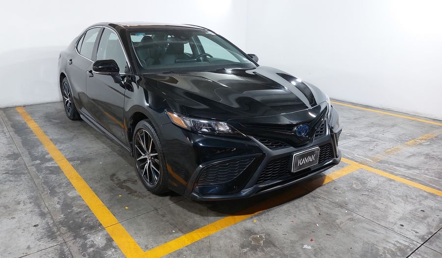 Toyota Camry 2.5 HEV SE AUTO Sedan 2024