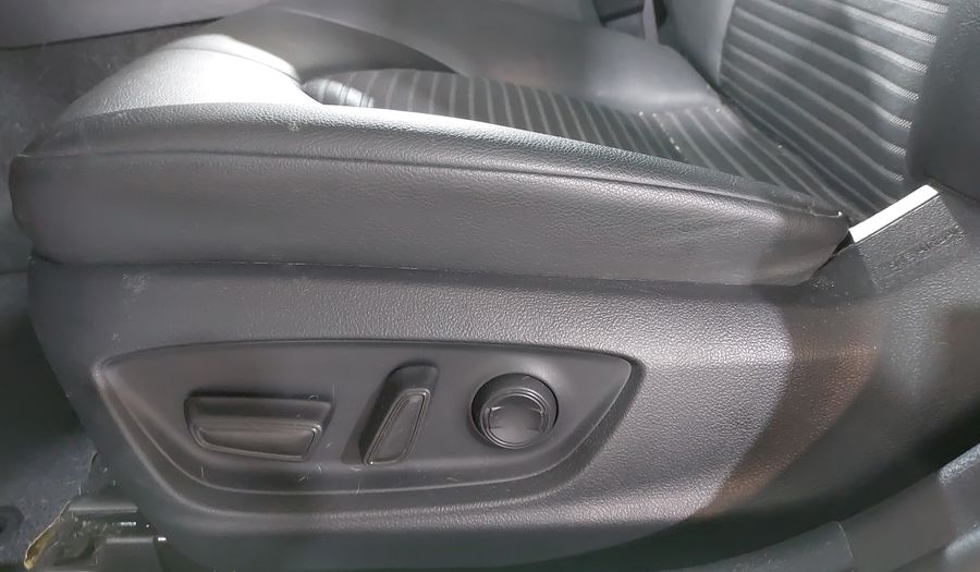 Toyota Camry 2.5 HEV SE AUTO Sedan 2024