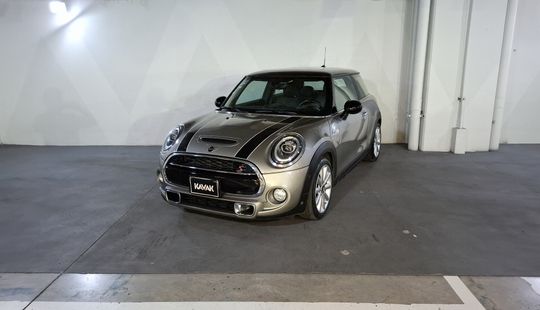 Mini • Cooper S