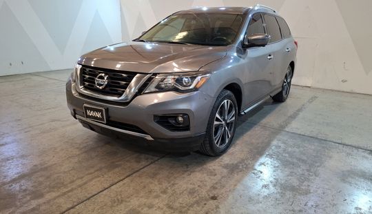 Nissan • Pathfinder
