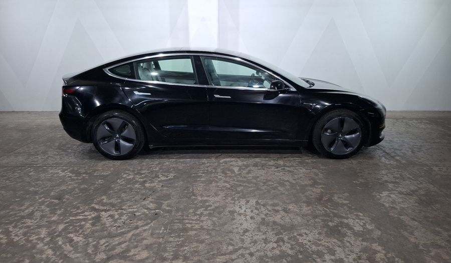 Tesla Model 3 LONG RANGE Sedan 2019