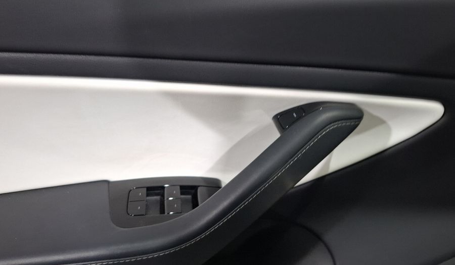 Tesla Model 3 LONG RANGE Sedan 2019