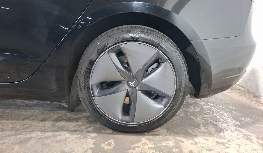 Tesla Model 3 LONG RANGE Sedan 2019