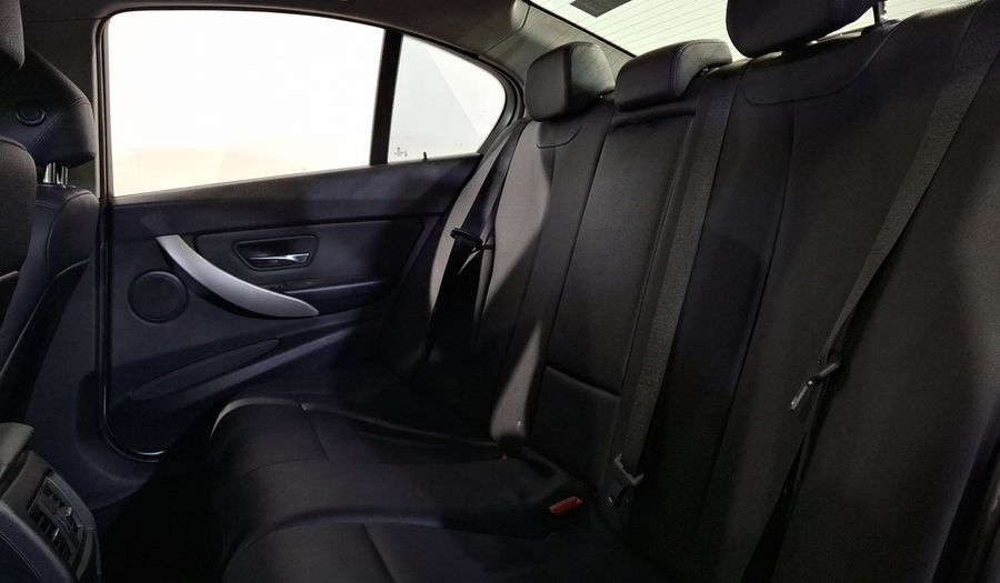 Bmw Serie 3 2.0 320IA Sedan 2016