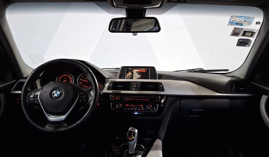 Bmw Serie 3 2.0 320IA Sedan 2016