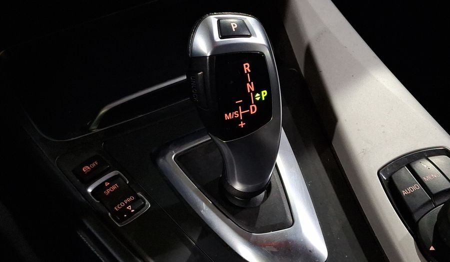 Bmw Serie 3 2.0 320IA Sedan 2016