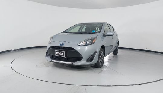 Toyota • Prius C