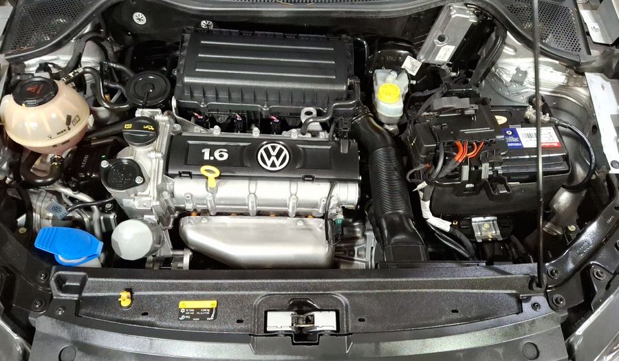 Volkswagen Polo 1.6 COMFORTLINE PLUS AUTO Hatchback 2021