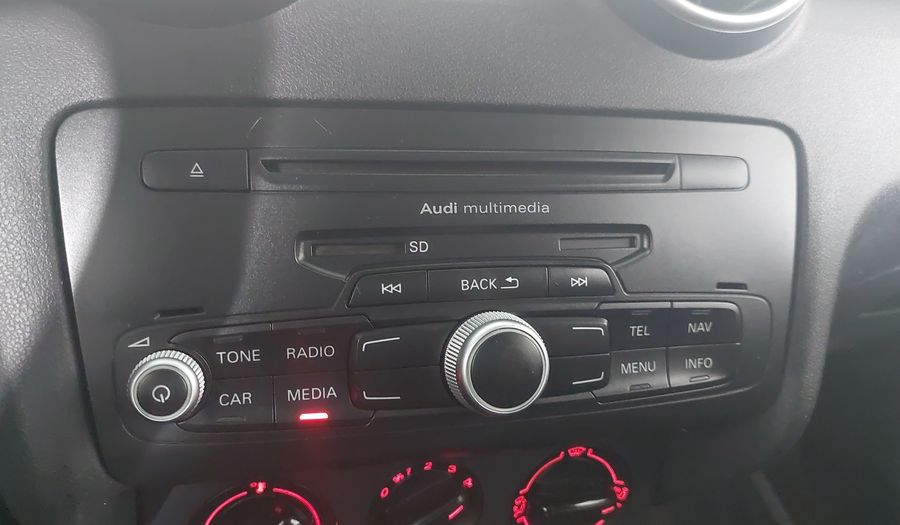 Audi A1 1.4 TFSI COOL S TRONIC Hatchback 2013