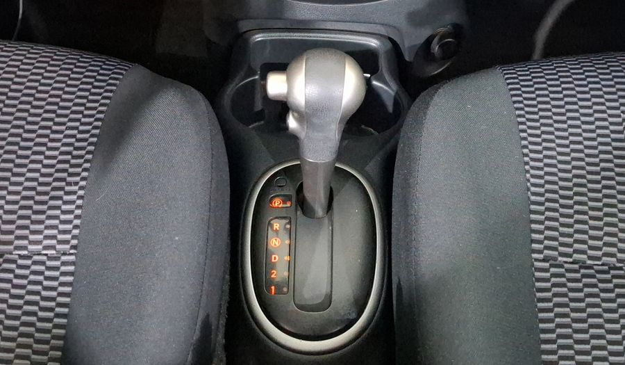 Nissan March 1.6 SENSE AT Hatchback 2015