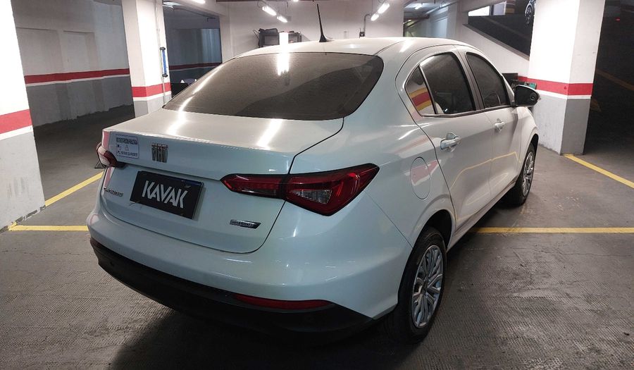 Fiat Cronos 1.3 DRIVE MANUAL Sedan 2022