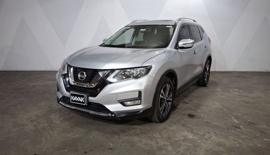 Nissan • X-Trail
