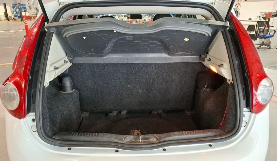 Fiat Palio 1.4 ATTRACTIVE Hatchback 2016