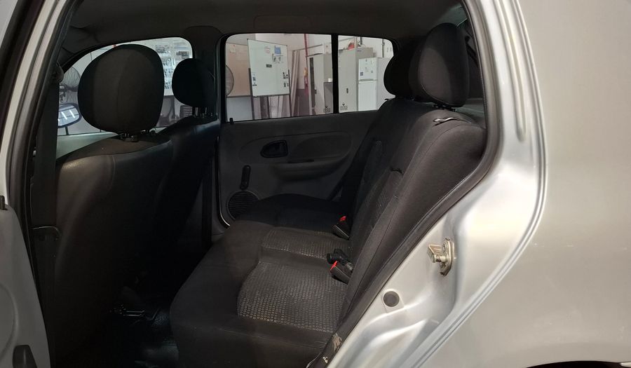 Renault Clio 1.1 AUTHENTIQUE Hatchback 2012