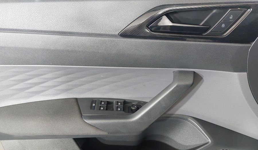 Volkswagen Polo 1.0 TSI FLEX MT Hatchback 2025