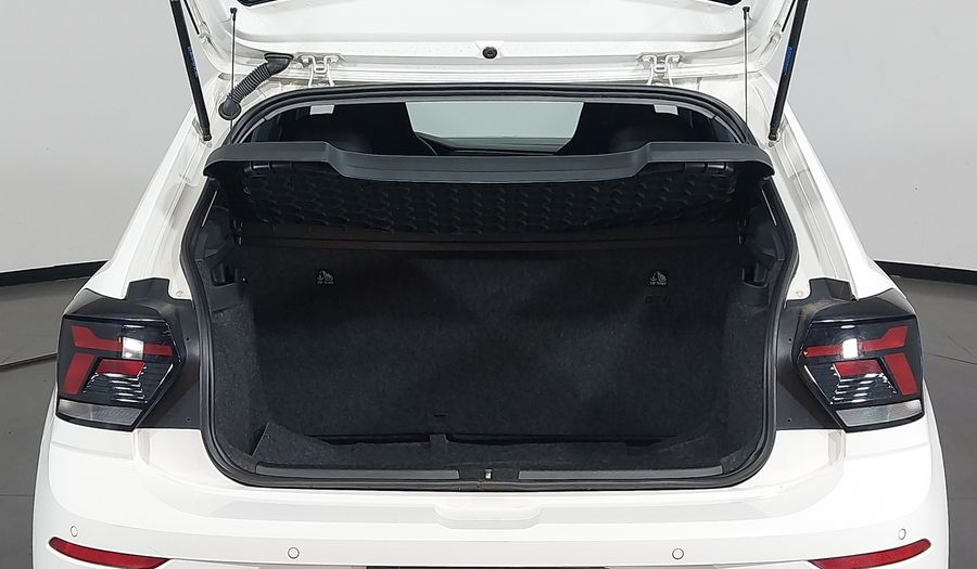 Volkswagen Polo 1.0 TSI FLEX MT Hatchback 2025