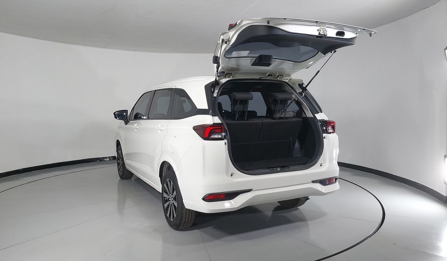 Toyota Avanza 1.5 XLE CVT Minivan 2024