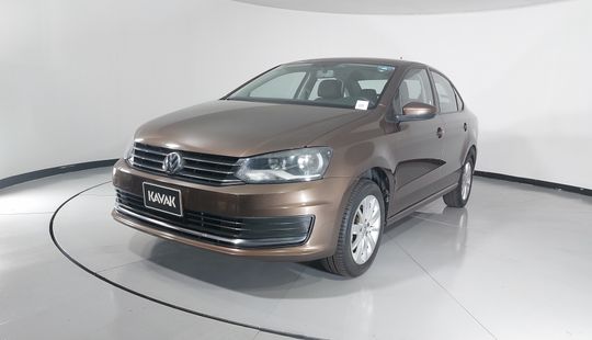 Volkswagen • Vento