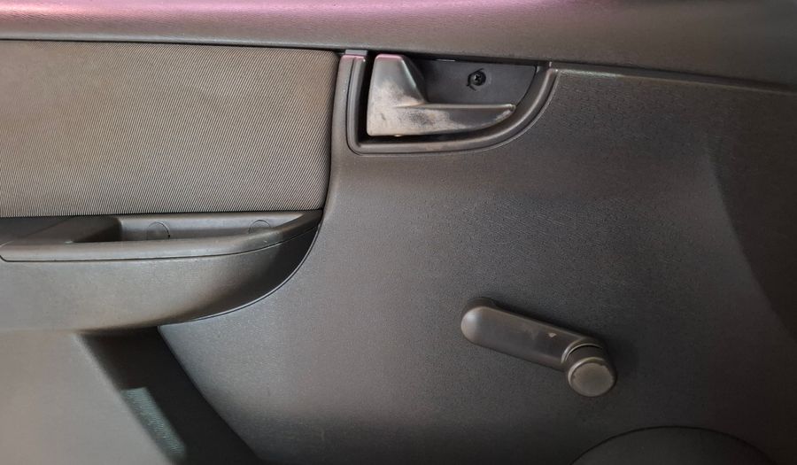 Chevrolet Celta 1.4 LT Hatchback 2011