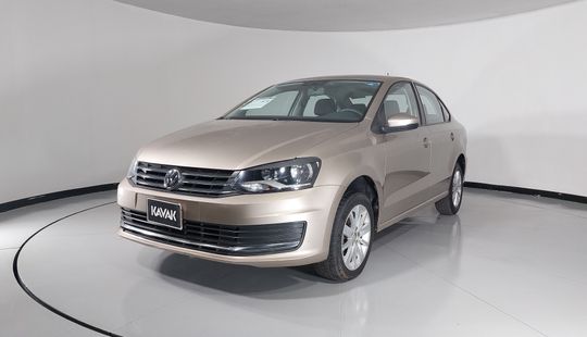 Volkswagen • Vento