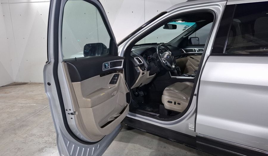 Ford Explorer 3.5 LIMITED V6 4X2 AT Suv 2012