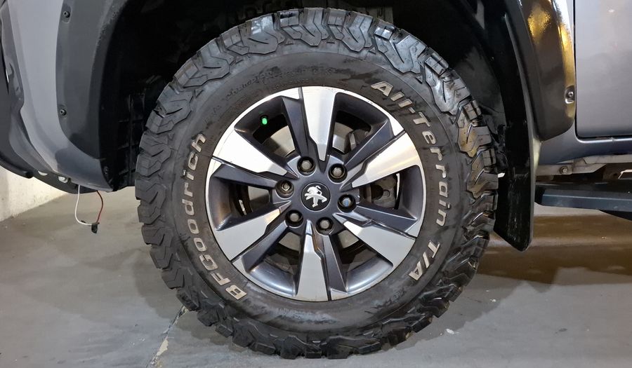 Peugeot Landtrek 2.4 ALLURE Pickup 2021