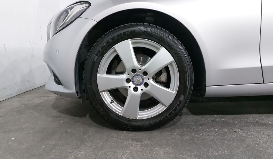 Mercedes Benz Clase C 1.6 180 CGI AT Sedan 2017