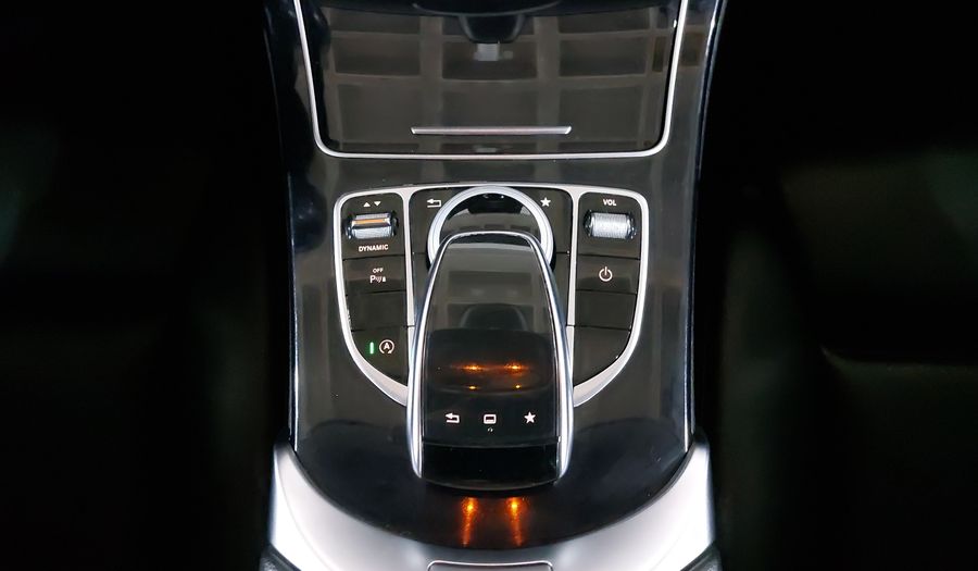 Mercedes Benz Clase C 1.6 180 CGI AT Sedan 2017