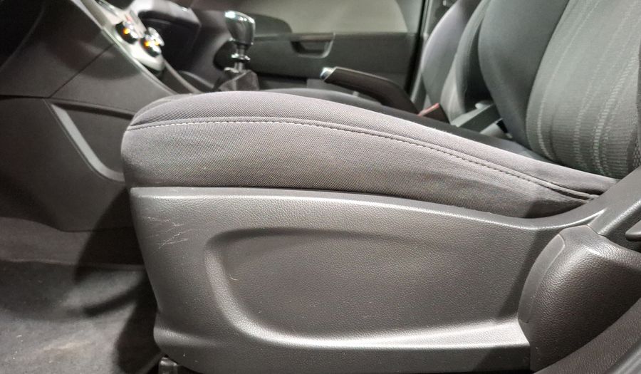 Chevrolet Sonic 1.6 MT D LT Sedan 2013