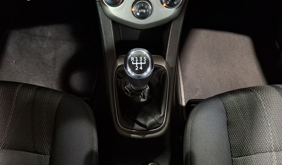 Chevrolet Sonic 1.6 MT D LT Sedan 2013