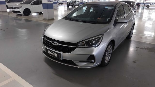 Chery • Arrizo 5