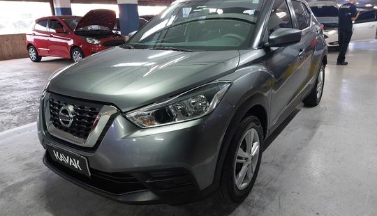 Nissan • Kicks