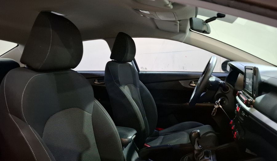 Kia Forte 2.0 L Sedan 2021