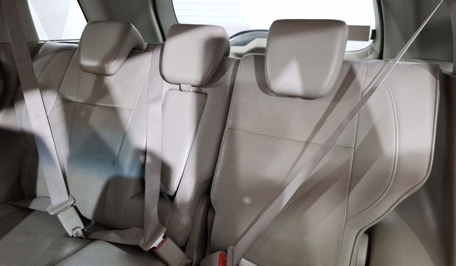 Suzuki Grand Vitara 2.4 L4 GLS TA Suv 2011