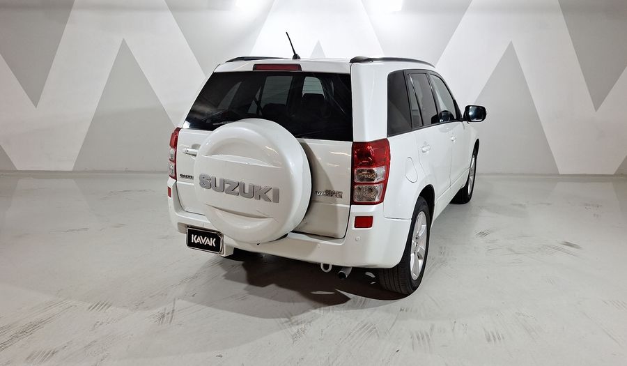 Suzuki Grand Vitara 2.4 L4 GLS TA Suv 2011