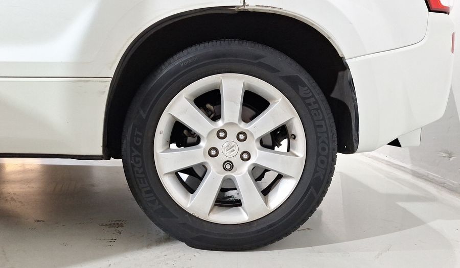 Suzuki Grand Vitara 2.4 L4 GLS TA Suv 2011