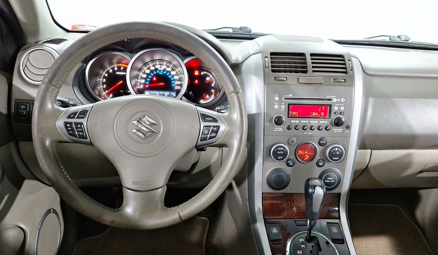 Suzuki Grand Vitara 2.4 L4 GLS TA Suv 2011