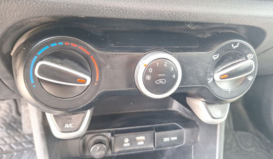 Kia Morning 1.2 EX ABS AC Hatchback 2017
