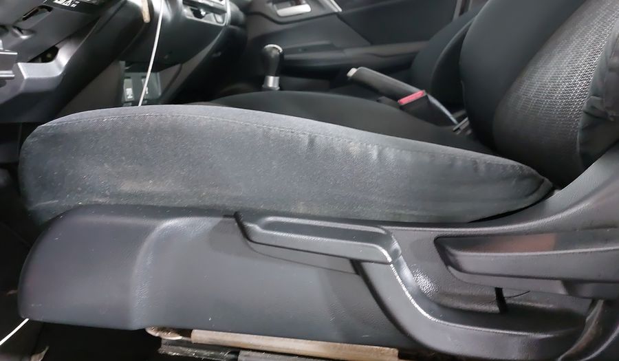 Honda Fit 1.5 FUN MT Hatchback 2015