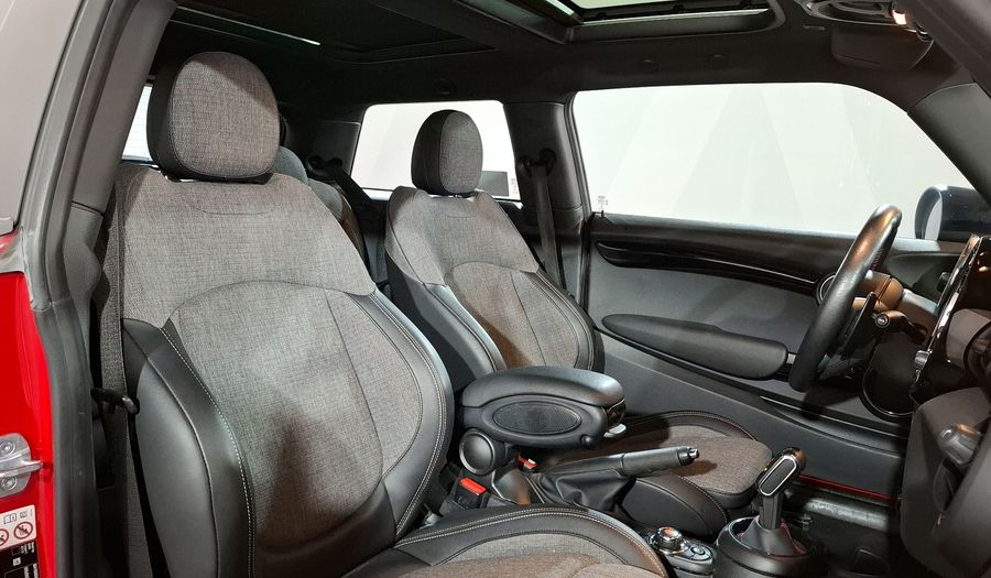 Mini Cooper S 2.0 COOPER CHILI DCT Hatchback 2021