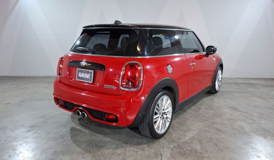 Mini Cooper S 2.0 COOPER CHILI DCT Hatchback 2021