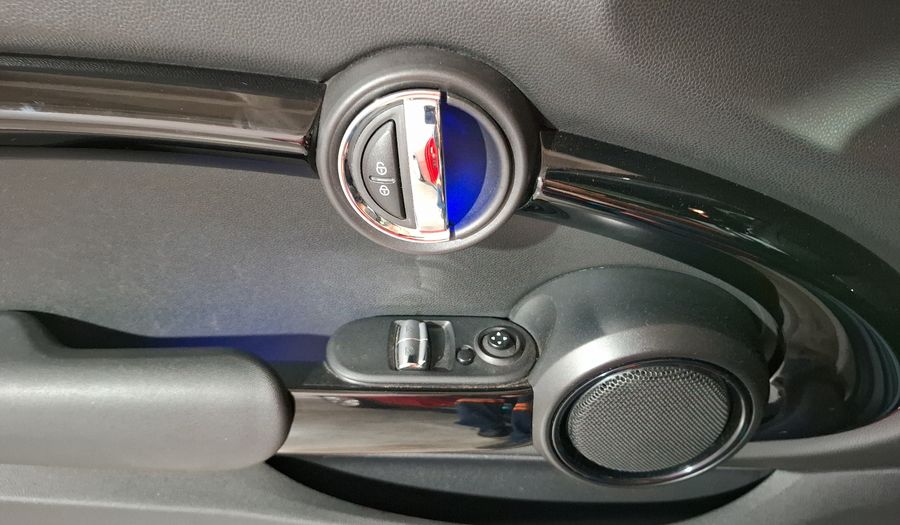 Mini Cooper S 2.0 COOPER CHILI DCT Hatchback 2021