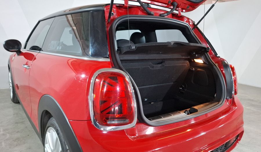 Mini Cooper S 2.0 COOPER CHILI DCT Hatchback 2021