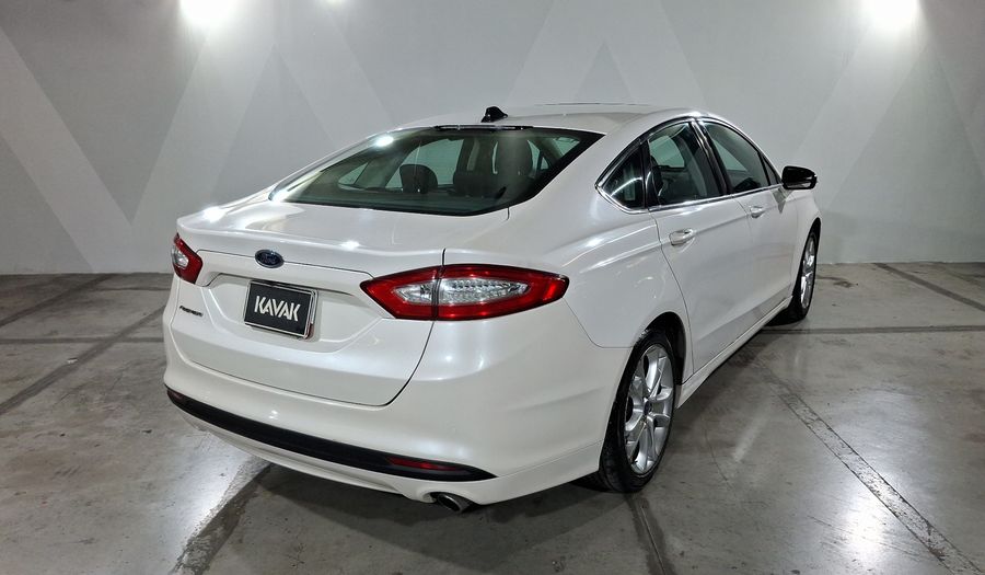 Ford Fusion 2.5 SE I4 NAV MR AT Sedan 2013