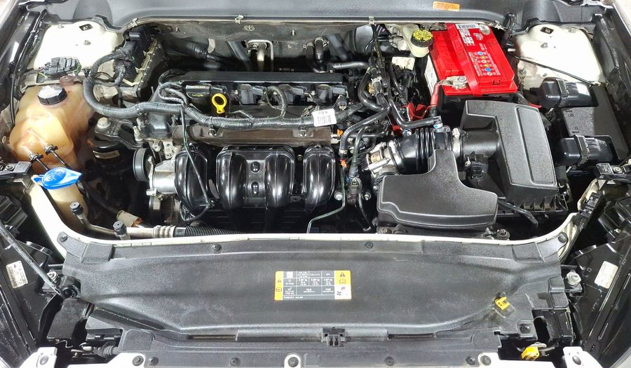 Ford Fusion 2.5 SE I4 NAV MR AT Sedan 2013