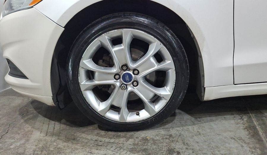 Ford Fusion 2.5 SE I4 NAV MR AT Sedan 2013